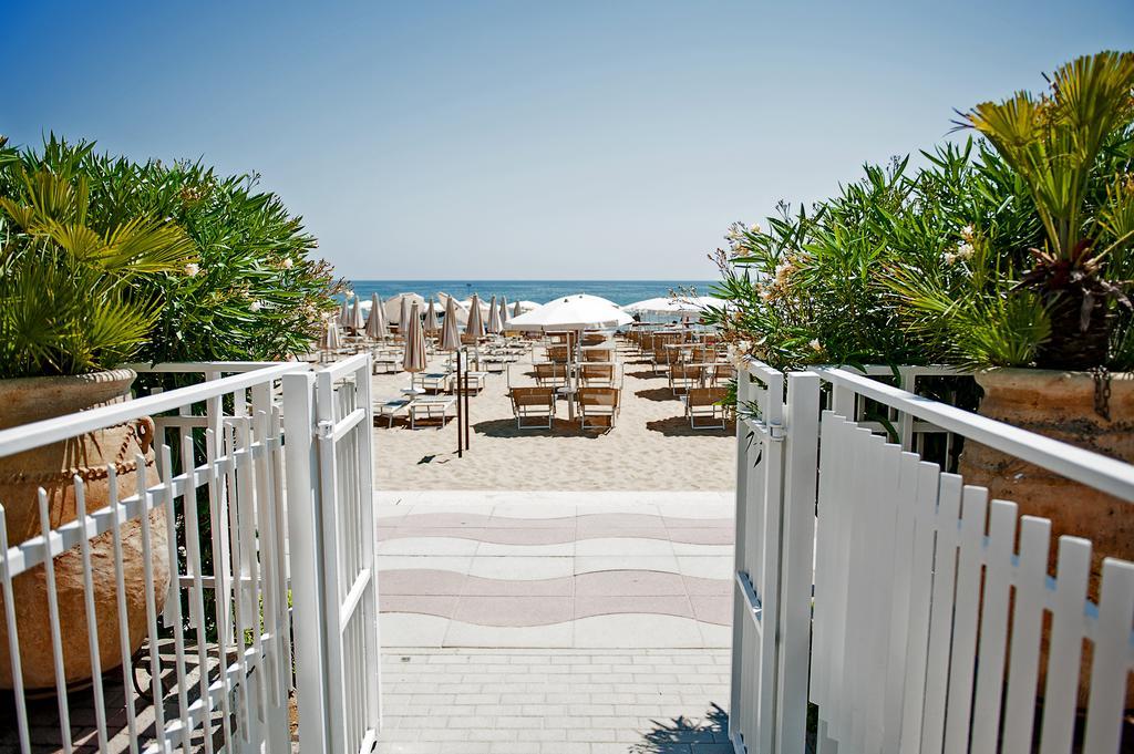 Hotel Delle Nazioni Jesolo Extérieur photo