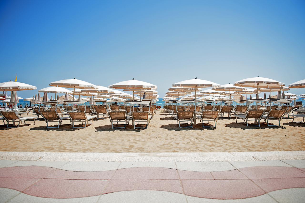 Hotel Delle Nazioni Jesolo Extérieur photo