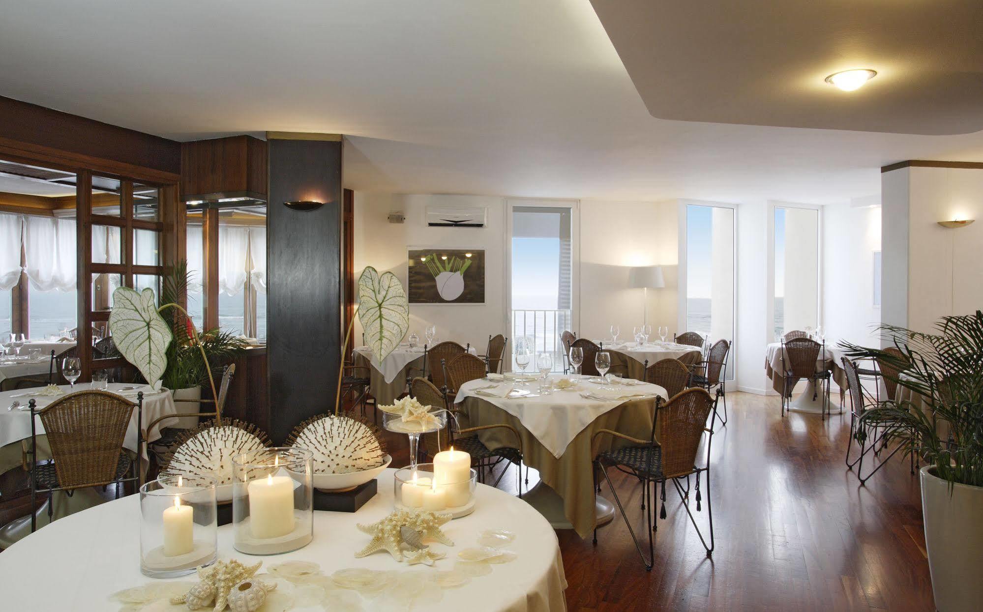 Hotel Delle Nazioni Jesolo Extérieur photo