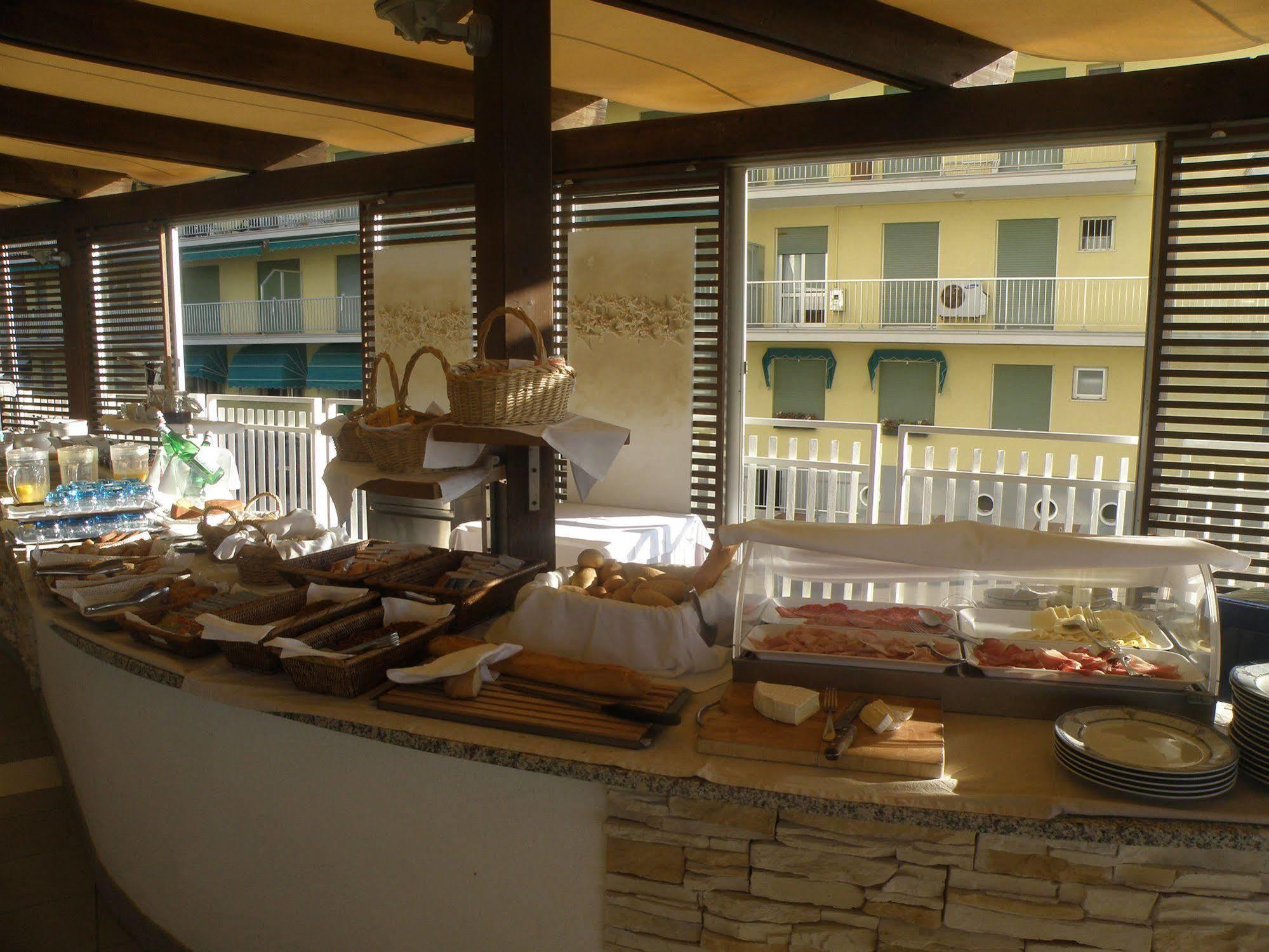 Hotel Delle Nazioni Jesolo Extérieur photo